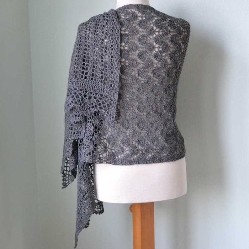 Crochet shawl pattern